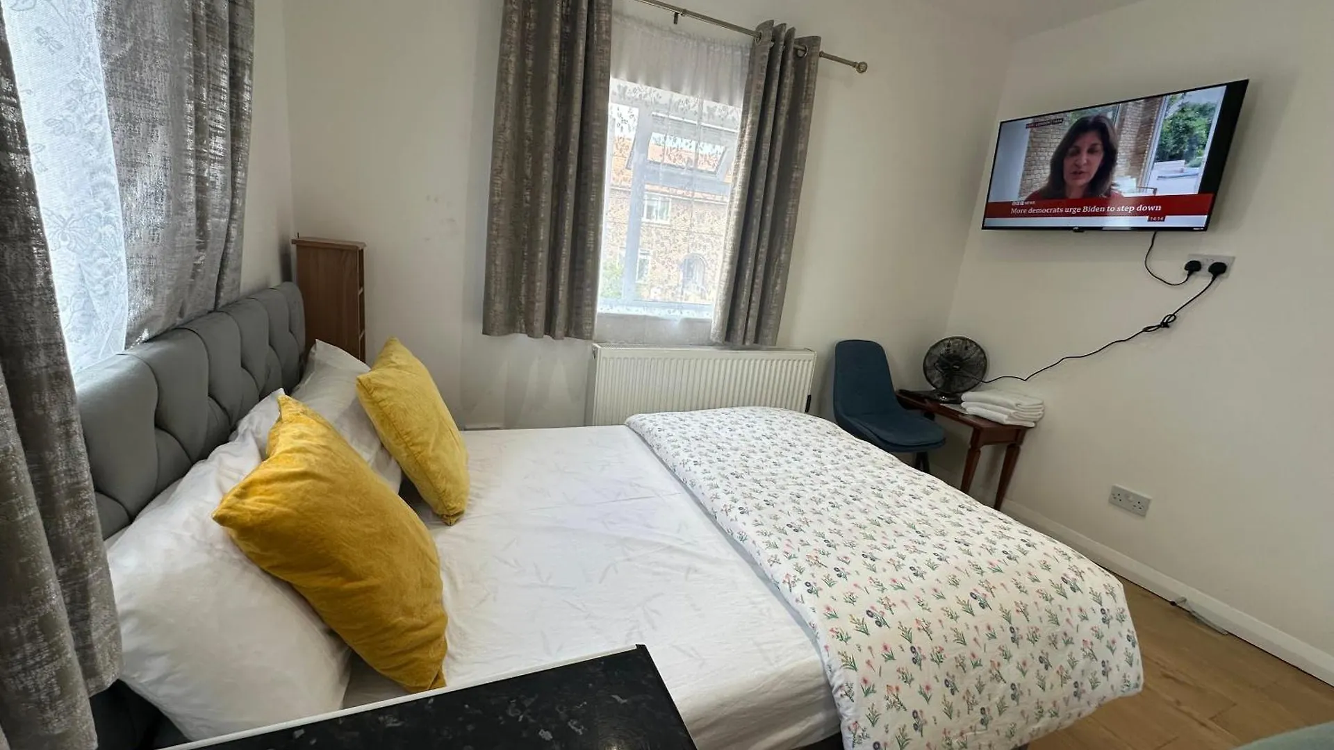 Luxury Ensuite 2Nd Studio Flat With Great Views In Keedonwood Road With Fully Own Bathroom Newly Added And Private Kitchenette Bromley United Kingdom